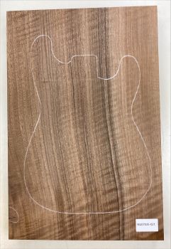 Body Nussbaum, europ. AA geflammt, 1-tlg., Einzelstück #021